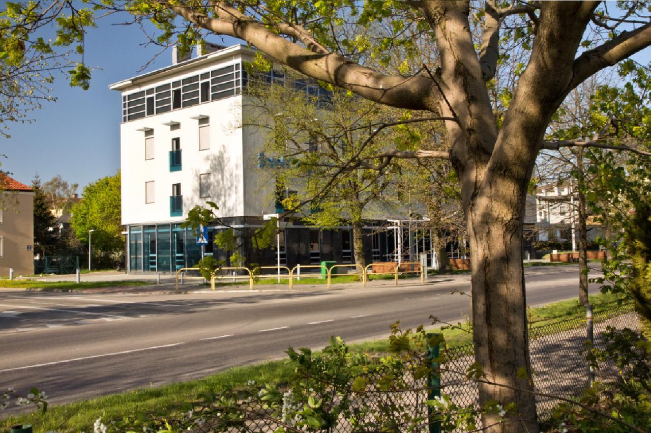 Apart Chopin Pruszcz Gdanski Exterior photo